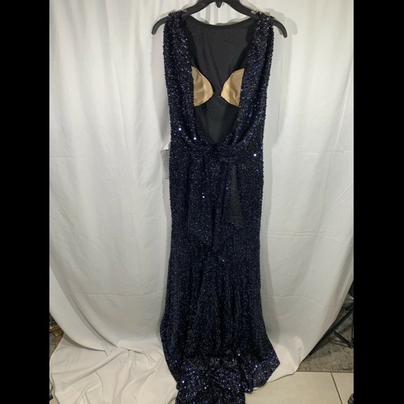 NEW IENNA for Mac Duggal Sequin Drape Back Gown - Picture 7 of 12